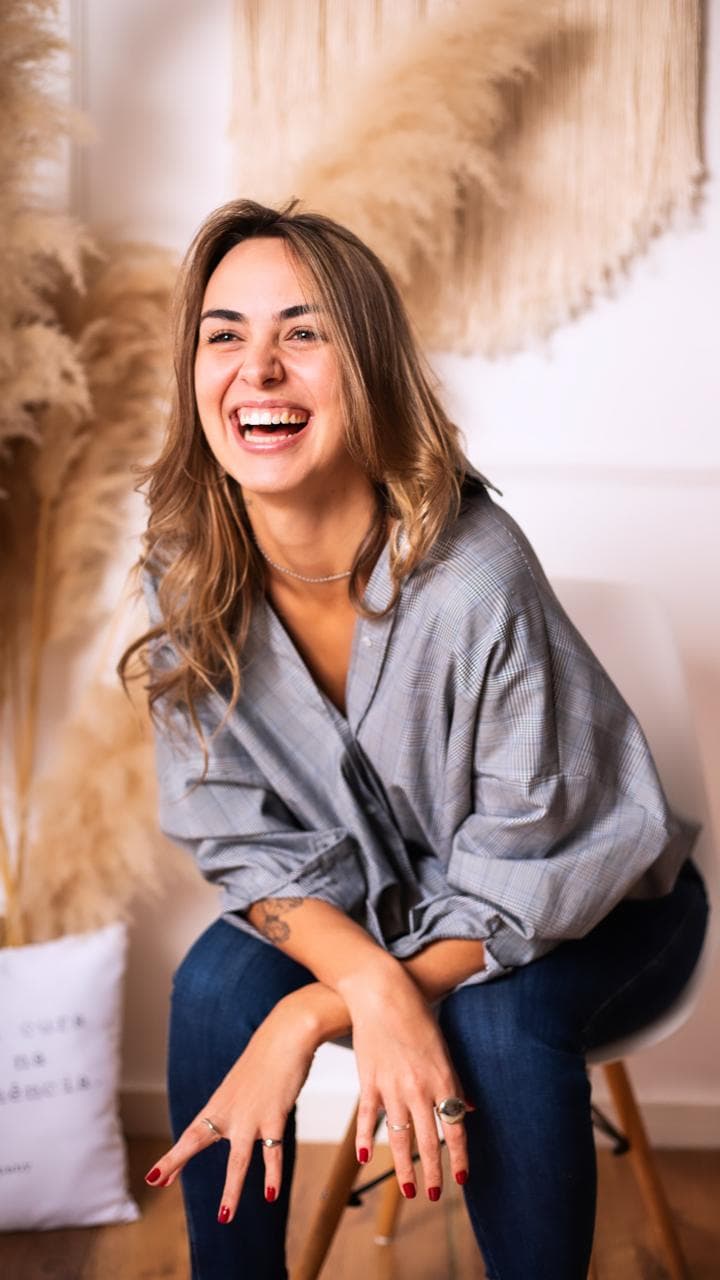 Retrato de Tuany Cardoso, psicóloga e consultora da Quae Human